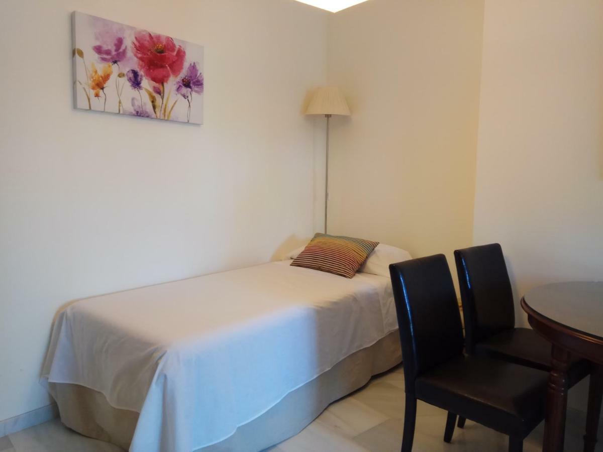Precioso Atico En Torre De Benagalbon A 20 Metros Del Mar. Appartement Buitenkant foto