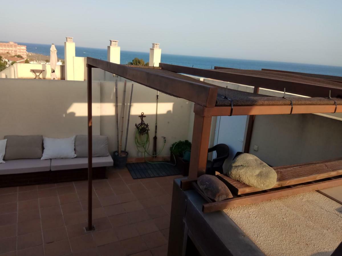Precioso Atico En Torre De Benagalbon A 20 Metros Del Mar. Appartement Buitenkant foto